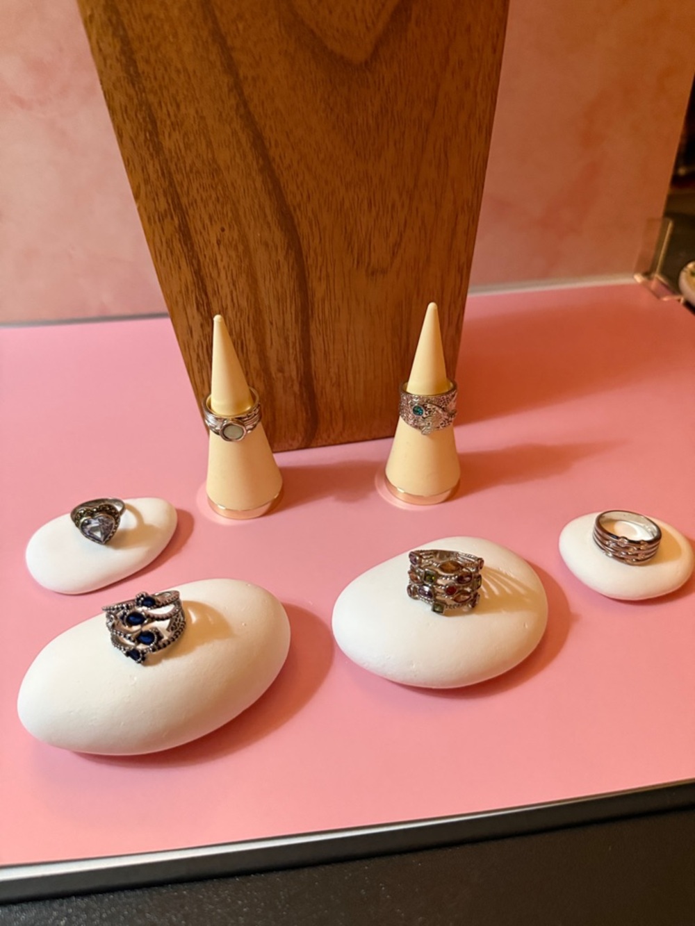 Bundle of 6 Rings (see pictures for sizes)